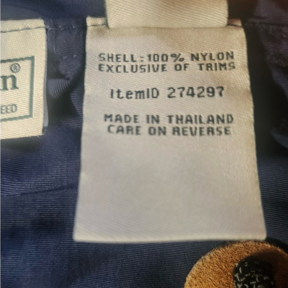 L.L. Bean Men's Deep Blue Windbreaker - Picture 8 of 10